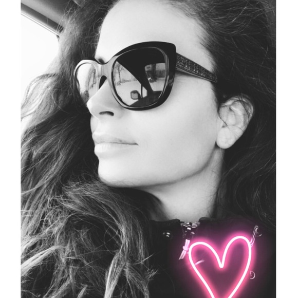 Meet your Posher, Mylene - Picture 5 of 8